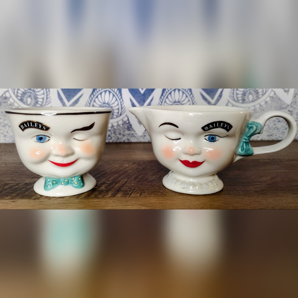Bailey's Irish Cream Mr. And Mrs. Yum Cream And Sugar Bowl